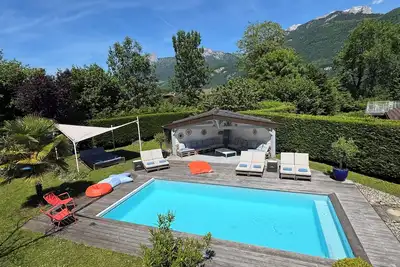 Image de Family House Doussard (Lac d'Annecy) avec piscine