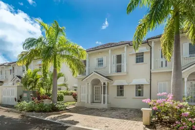 Image de Battaleys Mews No. 18 – Elfin Breeze