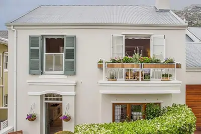 Image de Charming Coastal Townhouse at The Majestic