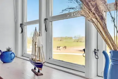 Image de Timber-frame holiday flat near beach