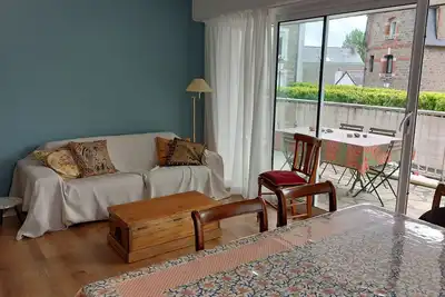 Image de Appartement plein centre avec parking extérieur