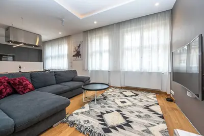 Image de Palace Dlouha Old Town apt with terrace & parking