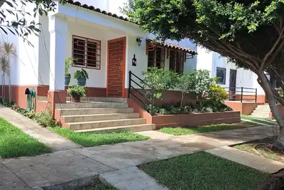 Image de Secure & Private 3 Bdr Modern House with Pool, A/C and Great View