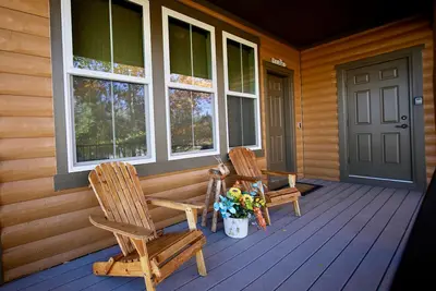 Image de Ski-In/Ski-Out Granby Ranch Home + Firepit & Views