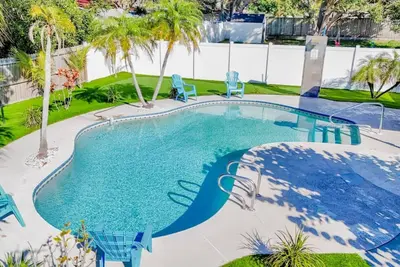 Image de Mini-Golf 2/1 with Heated pool.