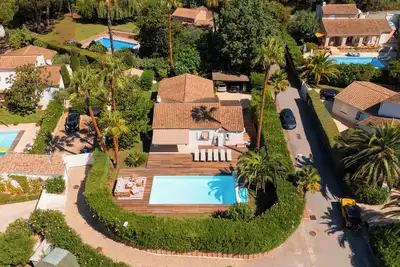 Image de Villa Pampa- Les Rives De Beauvallon - Plage PRIVÉE - Piscine PRIVÉE