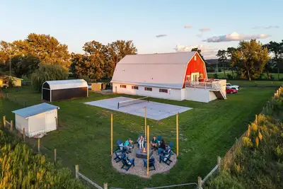 Image de Slope&Stable-Pickleball, Hot tub, Sauna, Arcade