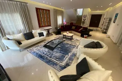 Image de Villa for rent in Madinaty with a swimming pool