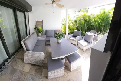 Image de Le paille-en-queue à Boucan Canot T2 ensoleillé