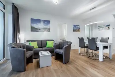 Image de Stylish feel-good apartment with park view, two bathrooms and sunny loggia