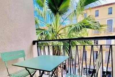 Image de Bel Appartement Proche Cv, Tout Equipe 4 Pers, Parking, Ascenseur, Balcon