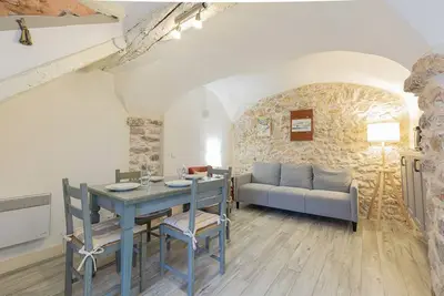 Image de Charmante maison de ville au cœur du Vieil Antibes