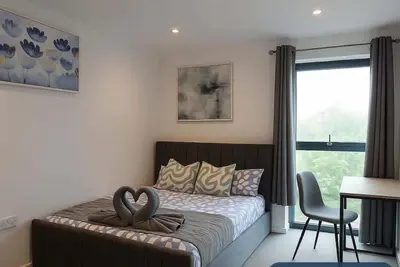 Image de City Centre Location | 10 minute walk to Bullring