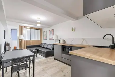 Image de Sentier Historical Center Charming Apartment 4p