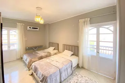 Image de 3BRs Luxerious Qasr Elneil St