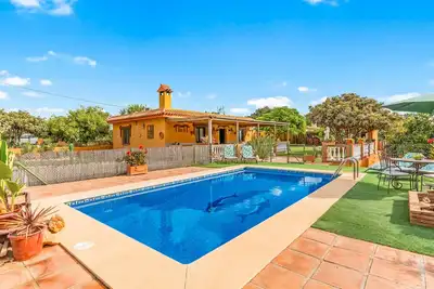 Image de Maison de vacances 'Casa Hermanos Ruiz' avec vue sur la montagne, Wi-Fi et climatisation
