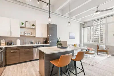 Image de 8Min to Fifa 2026 Stadium | Luxe 2br Skyline Views