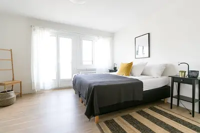 Image de Modern flat w Netflix  balcony   top location