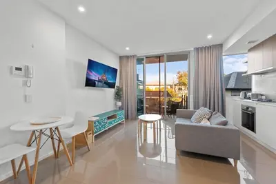 Image de South Brisbane 1br | Parking + Wi-Fi + Dining
