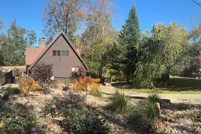 Image de Private Cozy Apartment Indoor Pool 2 Bedrooms Quiet Location With Forest Views