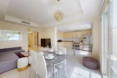 Image de Contemporary 2 Bed Villa with Private Garden