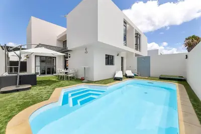 Image de Villa Paula - Trois Chambres Villa, Couchages 6