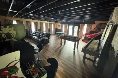 Image de Log Cabin Hideaway - off Route 30 - Game Room - Sleeps 8