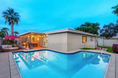 Image de Rustic Lux I Uptown Phx I 4 Br by Biltmore