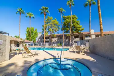 Image de 2-bedroom condo in delightful Mesa Az