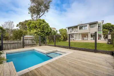 Image de 7th Heaven - spa & pool - close to Napier Cbd