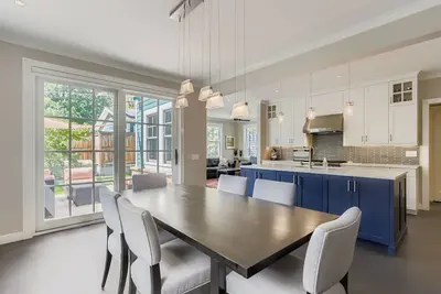 Image de Beautiful Fully Furnished New Build in Newlands