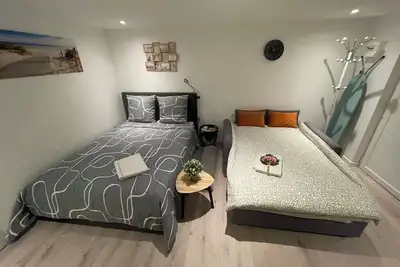 Image de 'StudioCDG', proche aéroport Paris Roissy Cdg, Disneyland, Astérix, Expositions