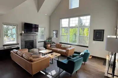 Image de Luxury Mountain Home I Hot Tub I Trail Access I Quite I Minutes to Winter Park