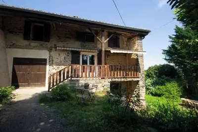 Image de Maison en pierre avec vue