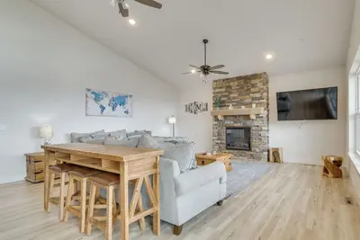 Image de Table Rock Lake View & Games Galore: Family Lodge