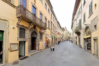 Image de Appartamento Talema B: A graceful apartment located in the historic center of Arezzo, with Free Wi-Fi.