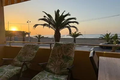 Image de Oceanfront - Ideal for couples and telecommuting