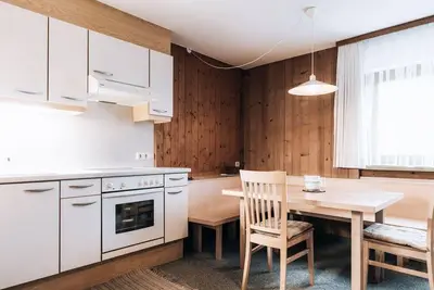 Image de Apartment first floor - Guesthouse Apartments Lässer