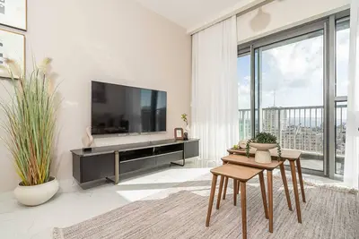 Image de 1 Bedroom Savyon View - Isrentals