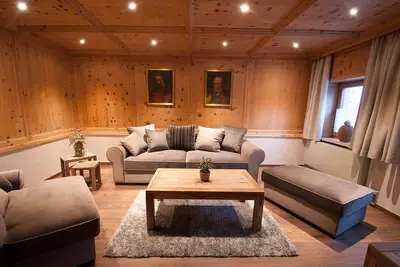 Image de Zirbenwohnung Haus Rose: The cozy family and pet vacation apartment.