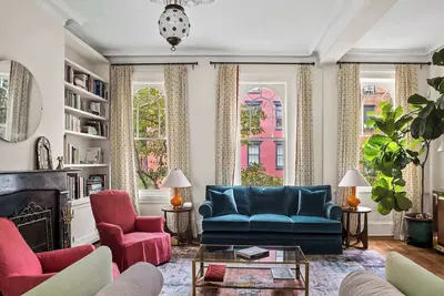 Image de Hillstone Manor by Rove | Home w/Private Backyard