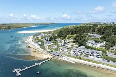 Image de The Old Boathouse, Rock, Seaside, Families & Golfers Welcome