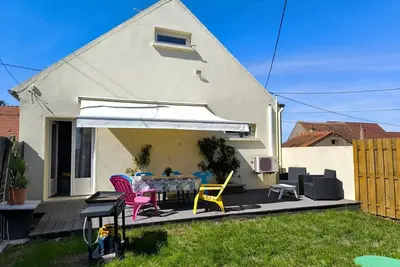 Image de Gîte pour 6 pers avec jardin en Allier, terrasse et climatisation