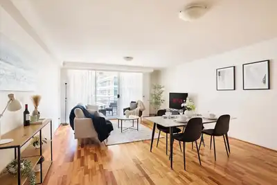 Image de George St, Cbd Central, Walk to Harbour