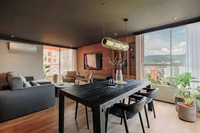 Image de lEPl Elegant & Well Located Apt, Ac, Near Provenza