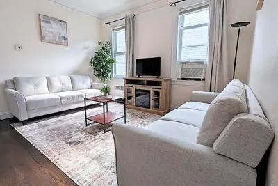 Image de Spacious 4br 2ba - 7Min to Ewr & 20-40Min to Nyc - 2 Free Parking Spaces