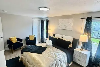 Image de Modern House near Osu and Short North