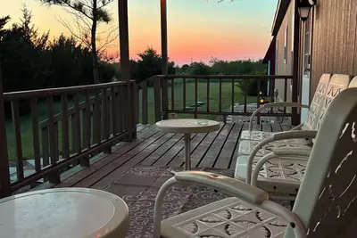 Image de Spacious 3br Home + Barn Theater in the Country Between Dallas & Houston