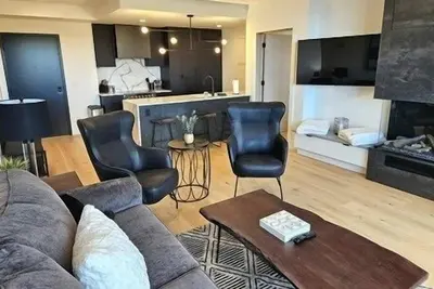 Image de New! Five Needles 316 - Luxury 2br w/ Lake Views