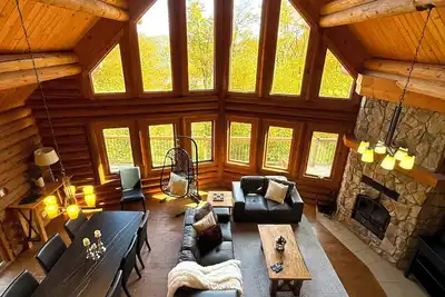 Image de Chalet en bois rond | Spa, Confort & Nature | Animaux de compagnie acceptés!